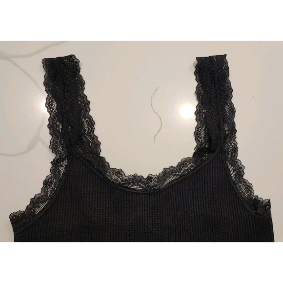 Forever 21 Black Lace Trim Ribbed Cami Bodysuit Women's M L NWOT - Picture 3 of 10